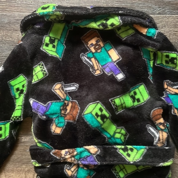 Minecraft robe - Picture 6 of 7